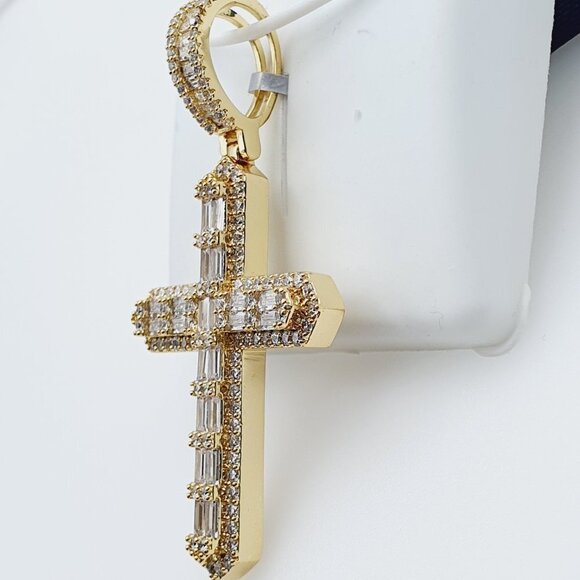 "14K Gold Plated Cubic Zircon Pendant, EVBRS609 - Picture 6 of 11
